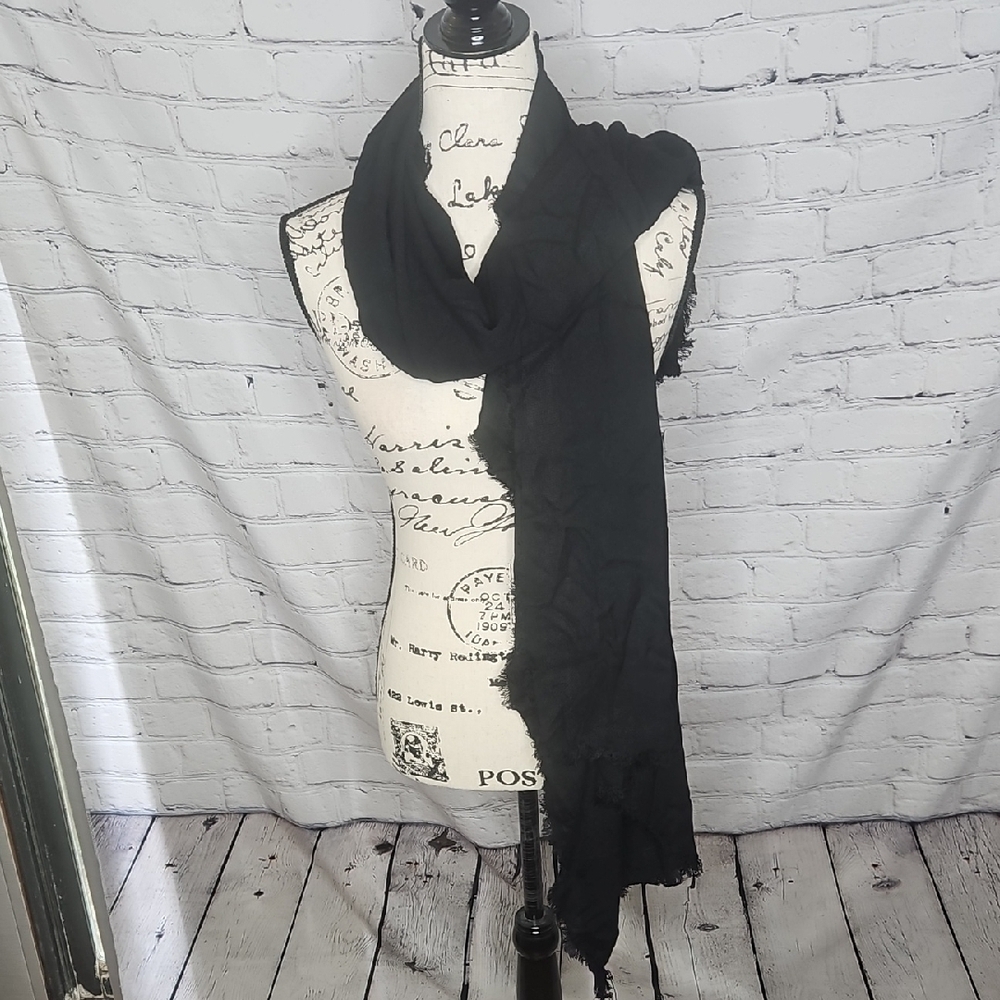 Nordstrom Rack Black Frayed Edge Scarf